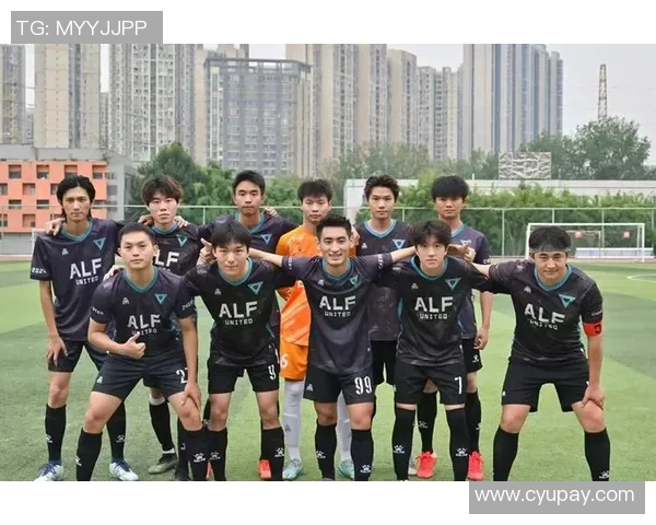 重庆足球历史十大传奇球星盘点 打造辉煌的绿茵梦想与传奇